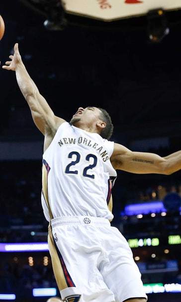 LeBron James nears triple-double, but Heat fall to Pelicans
